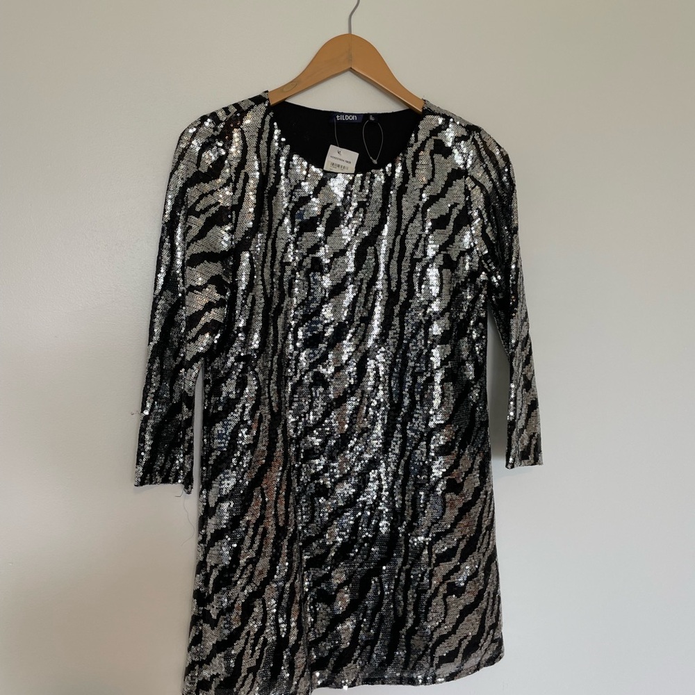 Tildon Black and Silver Sequin Dress